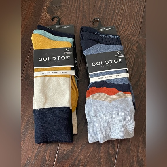 Gold Toe Men Two -3 Edition Mens Comfort Top Flat Crew Socks Assort NEW - Picture 1 of 5